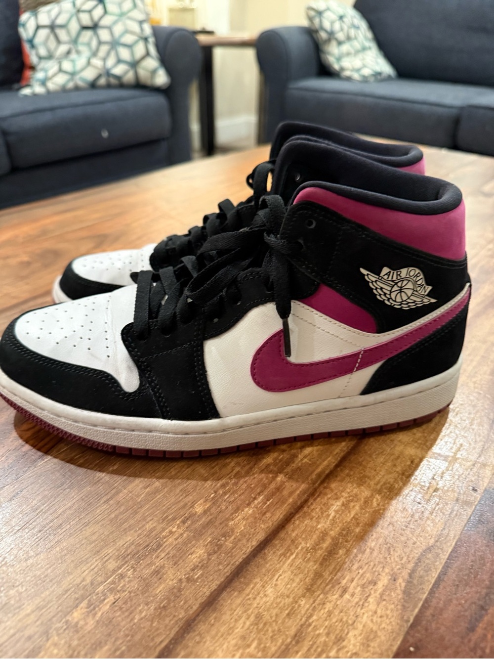 Nike Women's mid-Top Sneakers in all suede cactus flower 2020 jordan 1 size 9 W